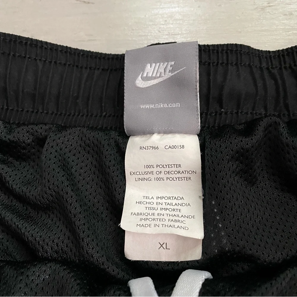 Nike Men's Lined Swim Shorts, Size XL - Picture 3 of 8